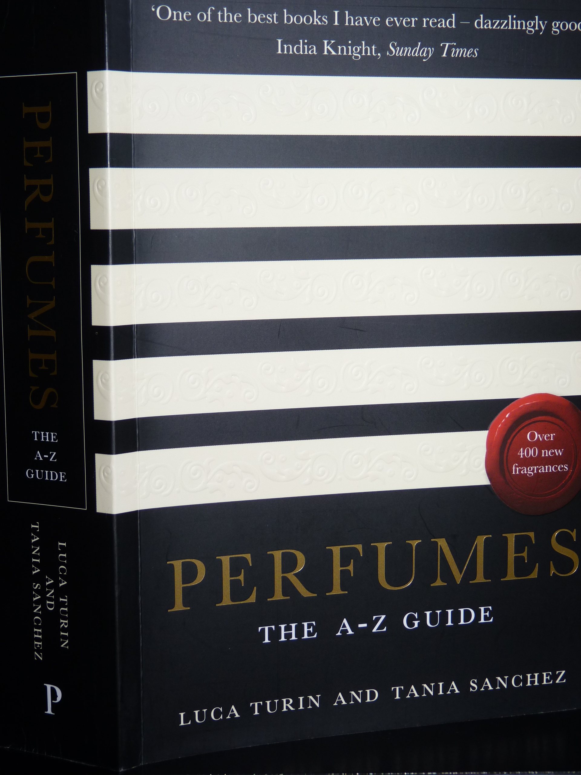 Perfumes – The A-Z Guide Luca Turin és Tania Sanchez tollából
