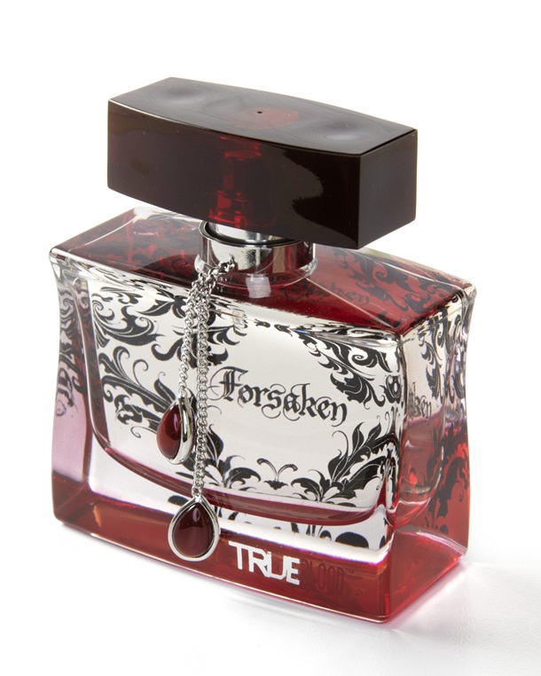 Itt a True Blood parfüm!