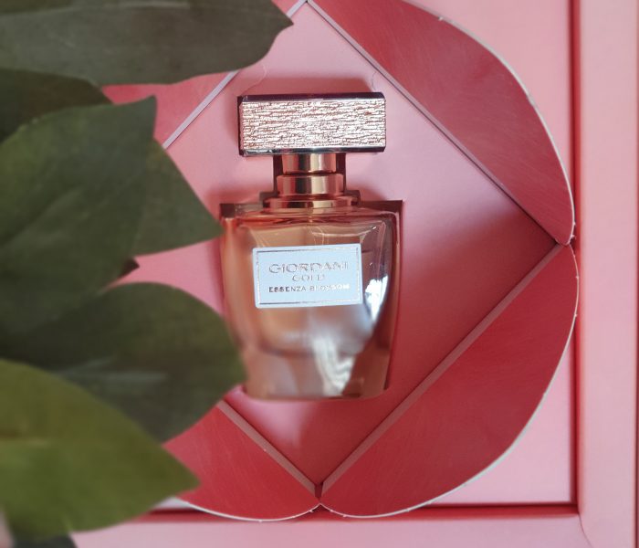 Oriflame Giordani Gold Essenza Blossom – parfümkritika